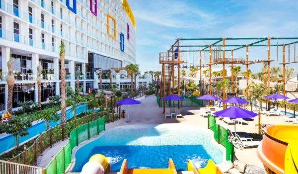 Centara Mirage park