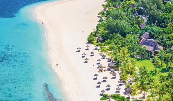 Dinarobin Beachcomber