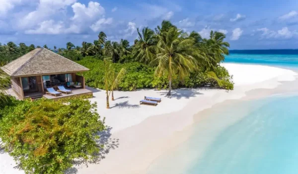 Hurawalhi Island Resort