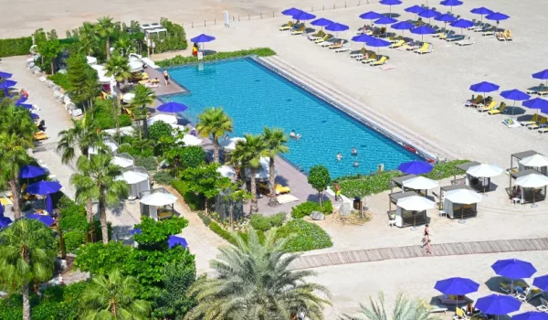 Centara Mirage bazén aerial