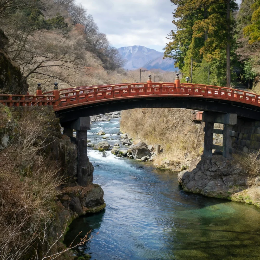 japonsko nikkó most červený