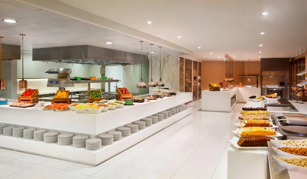 Al Habtoor Grand Resort Restaurace